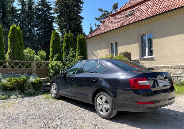Skoda Octavia cena 29300 przebieg: 253477, rok produkcji 2014 z Wieliczka małe 497